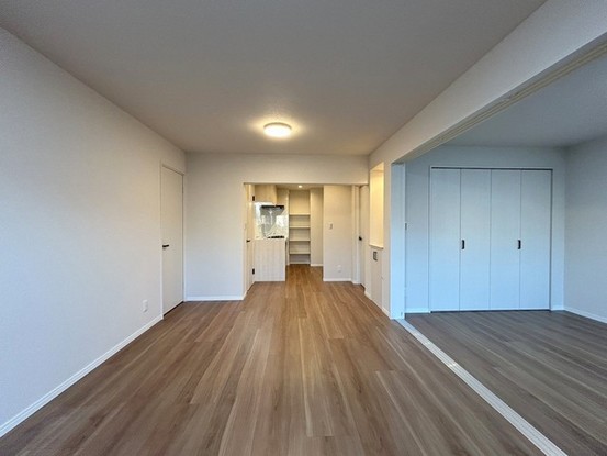 apartment 埼玉県上尾市谷津２丁目２番１号ショーサンプラザ５Ｆ