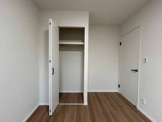 apartment 埼玉県上尾市谷津２丁目２番１号ショーサンプラザ５Ｆ