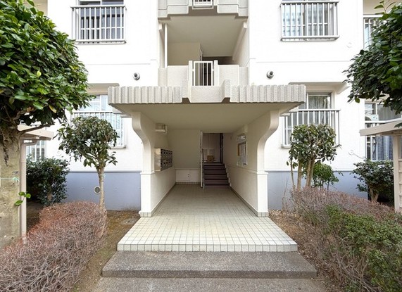 apartment 埼玉県上尾市谷津２丁目２番１号ショーサンプラザ５Ｆ