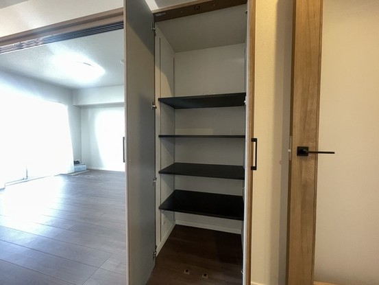 apartment 埼玉県上尾市谷津２丁目２番１号ショーサンプラザ５Ｆ