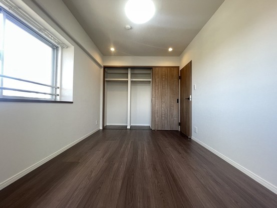 apartment 埼玉県上尾市谷津２丁目２番１号ショーサンプラザ５Ｆ