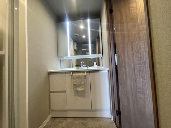 apartment 埼玉県上尾市谷津２丁目２番１号ショーサンプラザ５Ｆ