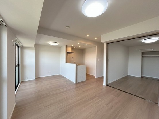 apartment 埼玉県上尾市谷津２丁目２番１号ショーサンプラザ５Ｆ