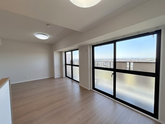 apartment 埼玉県上尾市谷津２丁目２番１号ショーサンプラザ５Ｆ