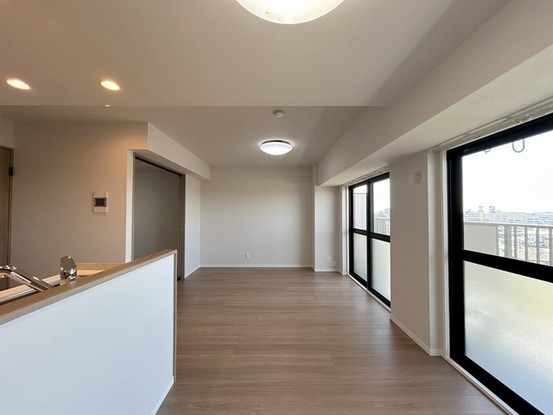 apartment 埼玉県上尾市谷津２丁目２番１号ショーサンプラザ５Ｆ