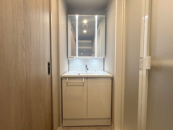 apartment 埼玉県上尾市谷津２丁目２番１号ショーサンプラザ５Ｆ