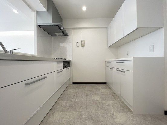 apartment 埼玉県上尾市谷津２丁目２番１号ショーサンプラザ５Ｆ