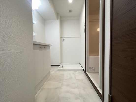 apartment 埼玉県上尾市谷津２丁目２番１号ショーサンプラザ５Ｆ