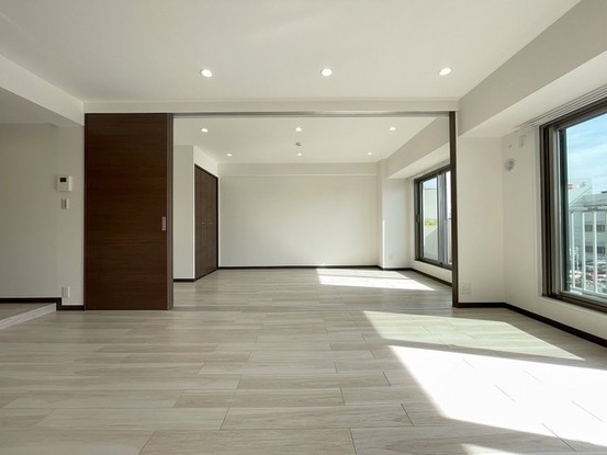 apartment 埼玉県上尾市谷津２丁目２番１号ショーサンプラザ５Ｆ