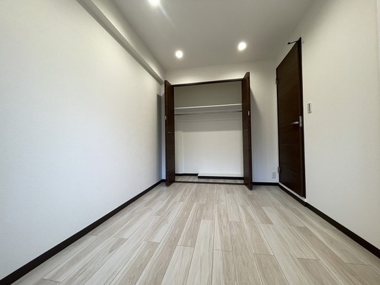 apartment 埼玉県上尾市谷津２丁目２番１号ショーサンプラザ５Ｆ