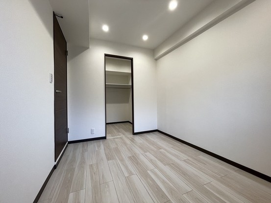 apartment 埼玉県上尾市谷津２丁目２番１号ショーサンプラザ５Ｆ