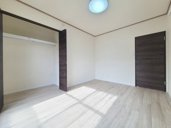 apartment 埼玉県上尾市谷津２丁目２番１号ショーサンプラザ５Ｆ