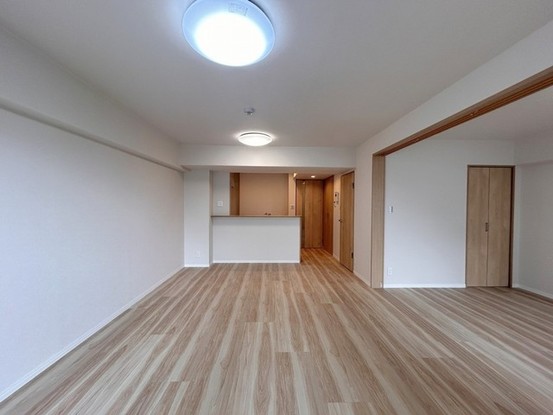 apartment 埼玉県上尾市谷津２丁目２番１号ショーサンプラザ５Ｆ