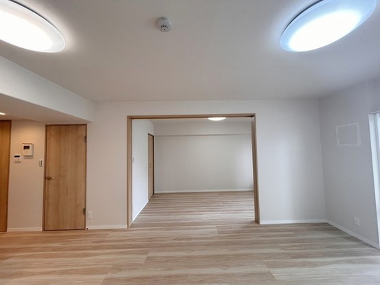 apartment 埼玉県上尾市谷津２丁目２番１号ショーサンプラザ５Ｆ