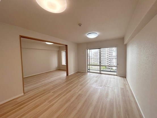 apartment 埼玉県上尾市谷津２丁目２番１号ショーサンプラザ５Ｆ