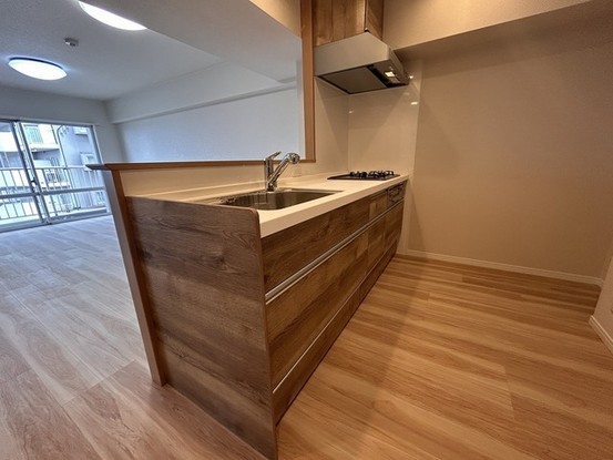 apartment 埼玉県上尾市谷津２丁目２番１号ショーサンプラザ５Ｆ