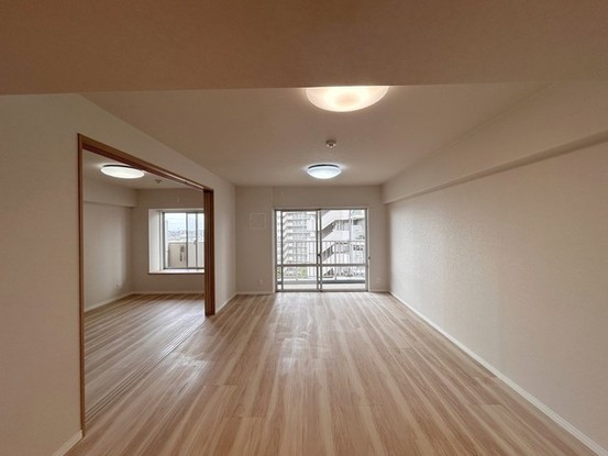 apartment 埼玉県上尾市谷津２丁目２番１号ショーサンプラザ５Ｆ