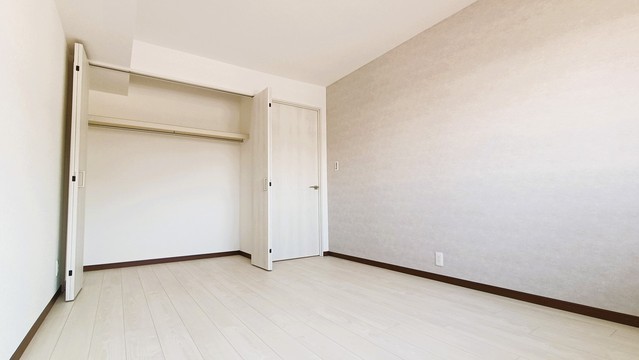 apartment 埼玉県上尾市谷津２丁目２番１号ショーサンプラザ５Ｆ