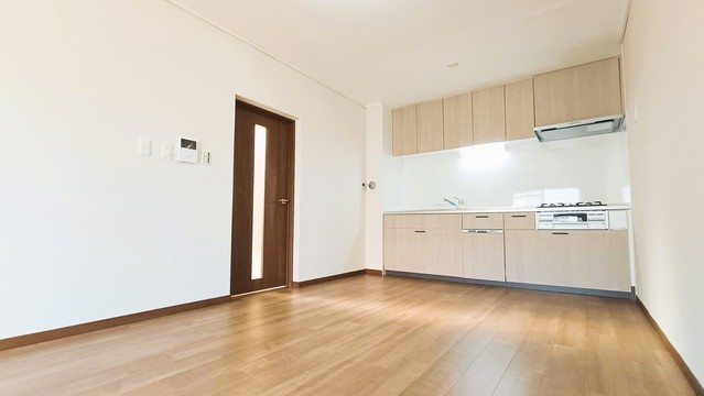 apartment 埼玉県上尾市谷津２丁目２番１号ショーサンプラザ５Ｆ