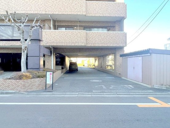 apartment 埼玉県上尾市谷津２丁目２番１号ショーサンプラザ５Ｆ