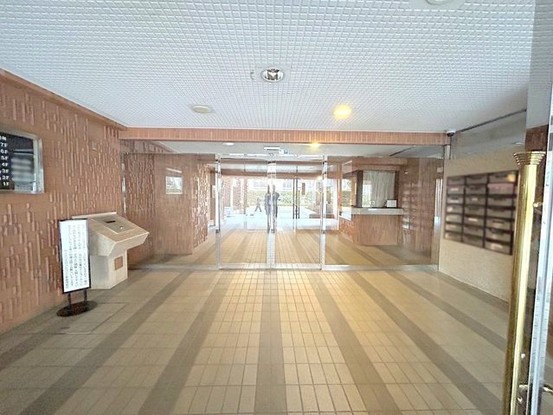 apartment 埼玉県上尾市谷津２丁目２番１号ショーサンプラザ５Ｆ