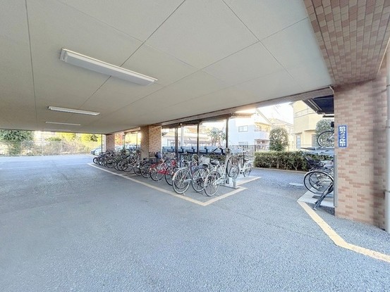 apartment 埼玉県上尾市谷津２丁目２番１号ショーサンプラザ５Ｆ