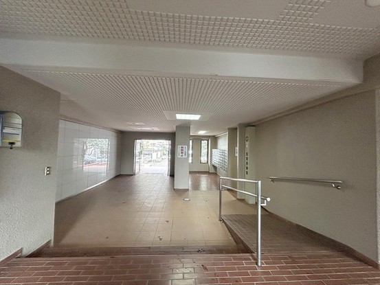 apartment 埼玉県上尾市谷津２丁目２番１号ショーサンプラザ５Ｆ