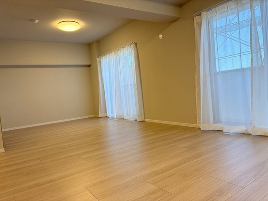 apartment 埼玉県上尾市谷津２丁目２番１号ショーサンプラザ５Ｆ