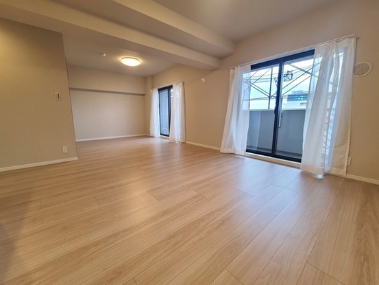 apartment 埼玉県上尾市谷津２丁目２番１号ショーサンプラザ５Ｆ