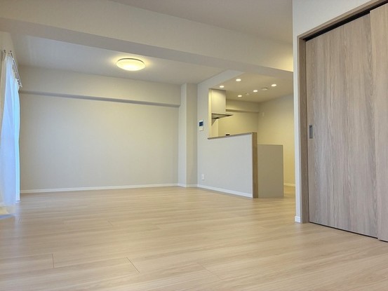 apartment 埼玉県上尾市谷津２丁目２番１号ショーサンプラザ５Ｆ