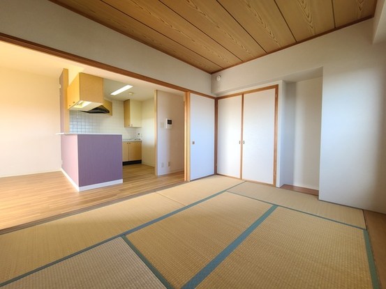 apartment 埼玉県上尾市谷津２丁目２番１号ショーサンプラザ５Ｆ
