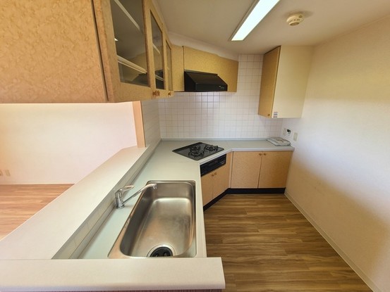 apartment 埼玉県上尾市谷津２丁目２番１号ショーサンプラザ５Ｆ