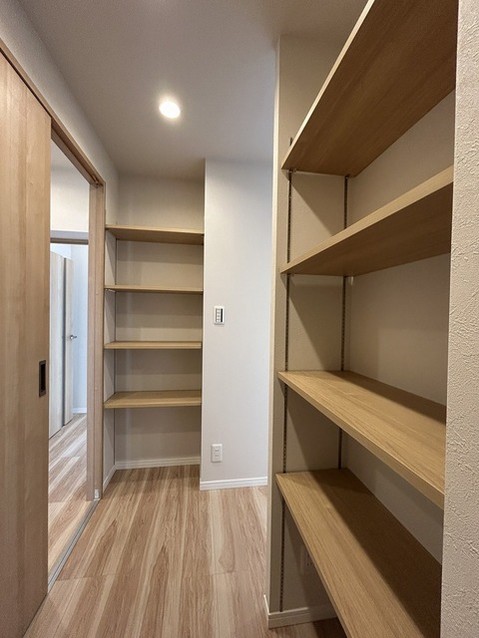 apartment 埼玉県上尾市谷津２丁目２番１号ショーサンプラザ５Ｆ