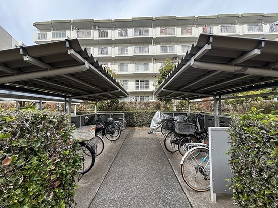 apartment 埼玉県上尾市谷津２丁目２番１号ショーサンプラザ５Ｆ