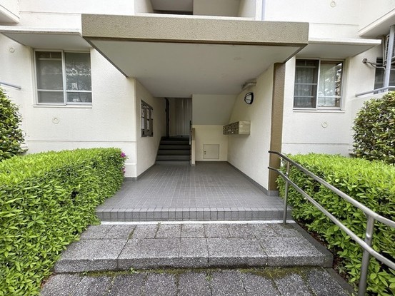 apartment 埼玉県上尾市谷津２丁目２番１号ショーサンプラザ５Ｆ