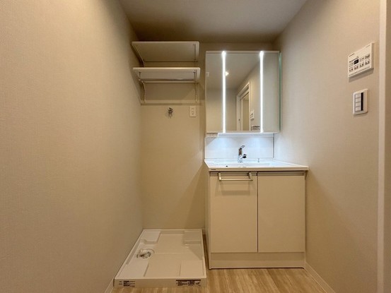 apartment 埼玉県上尾市谷津２丁目２番１号ショーサンプラザ５Ｆ