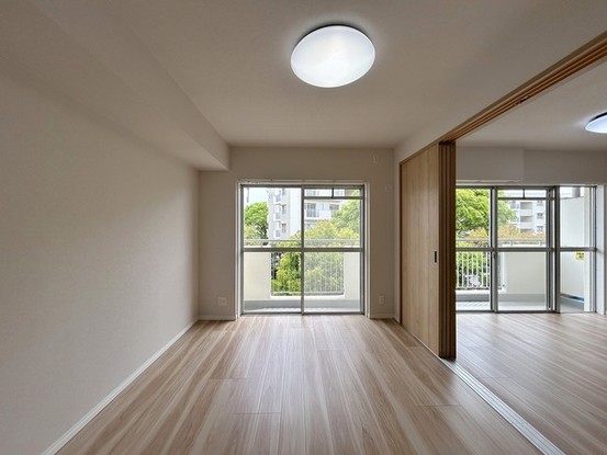 apartment 埼玉県上尾市谷津２丁目２番１号ショーサンプラザ５Ｆ