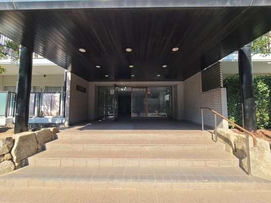 apartment 埼玉県上尾市谷津２丁目２番１号ショーサンプラザ５Ｆ