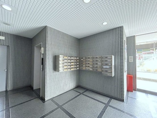 apartment 埼玉県上尾市谷津２丁目２番１号ショーサンプラザ５Ｆ