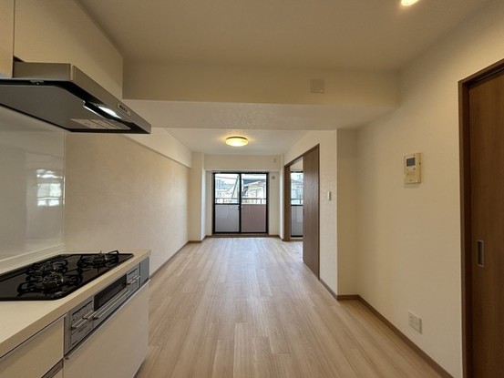 apartment 埼玉県上尾市谷津２丁目２番１号ショーサンプラザ５Ｆ