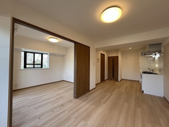 apartment 埼玉県上尾市谷津２丁目２番１号ショーサンプラザ５Ｆ