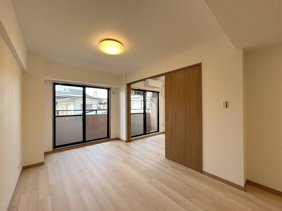 apartment 埼玉県上尾市谷津２丁目２番１号ショーサンプラザ５Ｆ