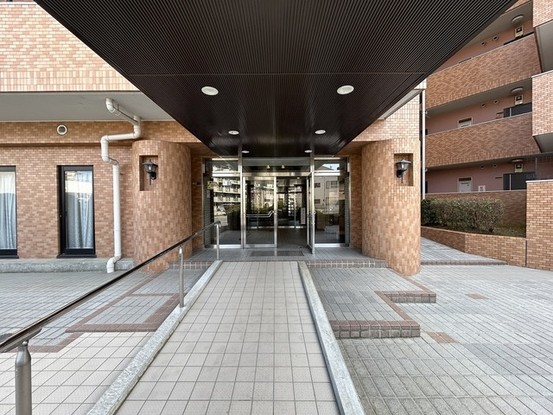 apartment 埼玉県上尾市谷津２丁目２番１号ショーサンプラザ５Ｆ