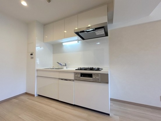 apartment 埼玉県上尾市谷津２丁目２番１号ショーサンプラザ５Ｆ