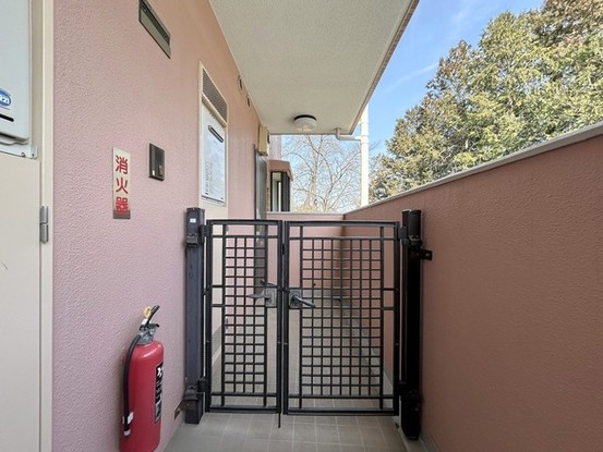 apartment 埼玉県上尾市谷津２丁目２番１号ショーサンプラザ５Ｆ