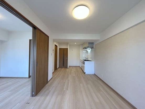 apartment 埼玉県上尾市谷津２丁目２番１号ショーサンプラザ５Ｆ