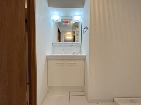 apartment 埼玉県上尾市谷津２丁目２番１号ショーサンプラザ５Ｆ