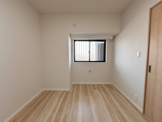 apartment 埼玉県上尾市谷津２丁目２番１号ショーサンプラザ５Ｆ