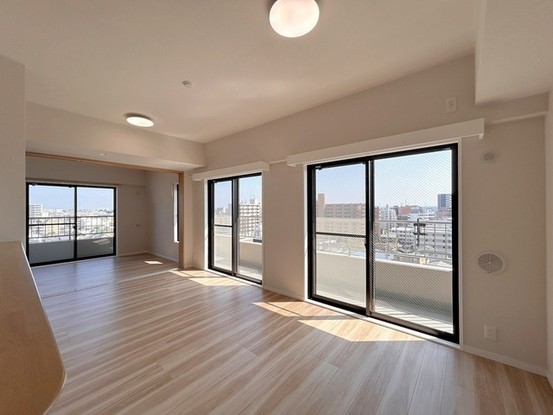 apartment 埼玉県上尾市谷津２丁目２番１号ショーサンプラザ５Ｆ