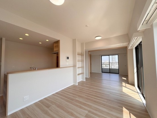 apartment 埼玉県上尾市谷津２丁目２番１号ショーサンプラザ５Ｆ